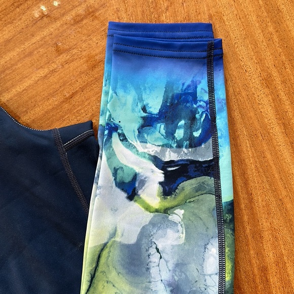 Athleta leggings - Picture 3 of 5